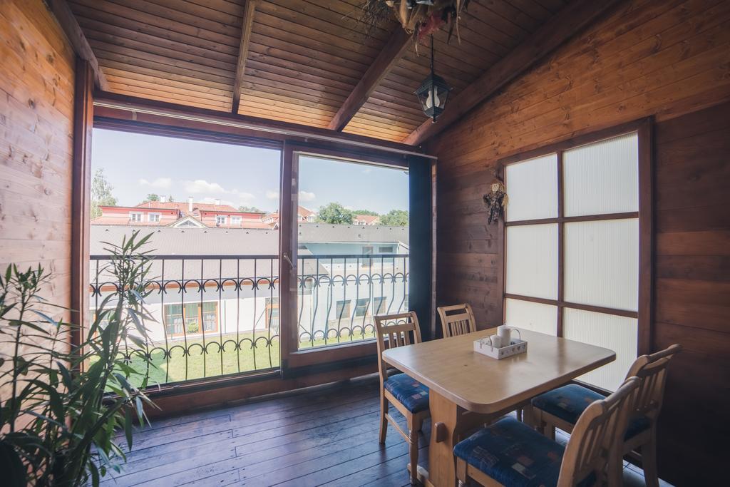 Apartmany U Papousku Йиндржихув-Градец Экстерьер фото